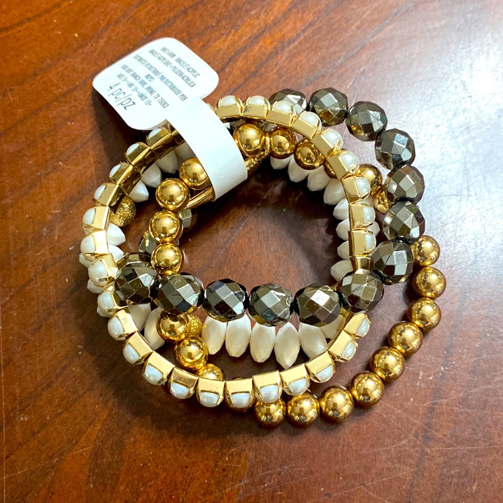 Gold, white, pearl & black stretch bracelet. One size fits. 4 sets available.